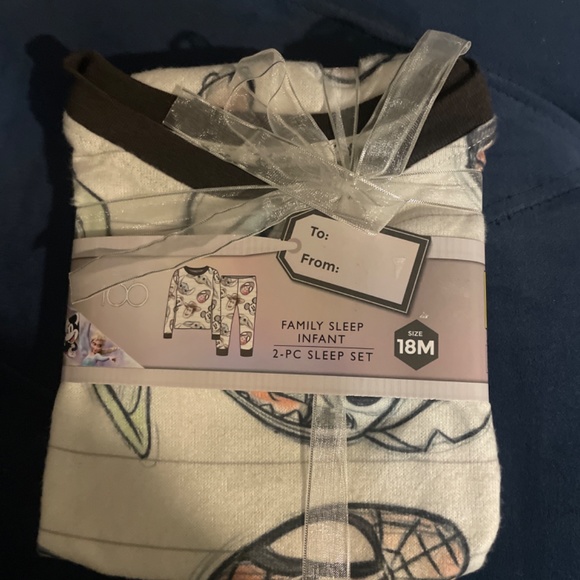 Disney infant sleeping set - Picture 2 of 4